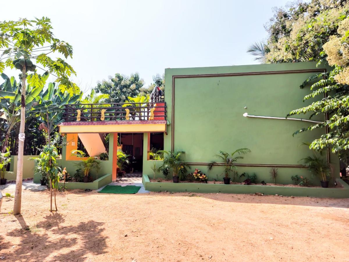 Banana Farm House هامبي المظهر الخارجي الصورة